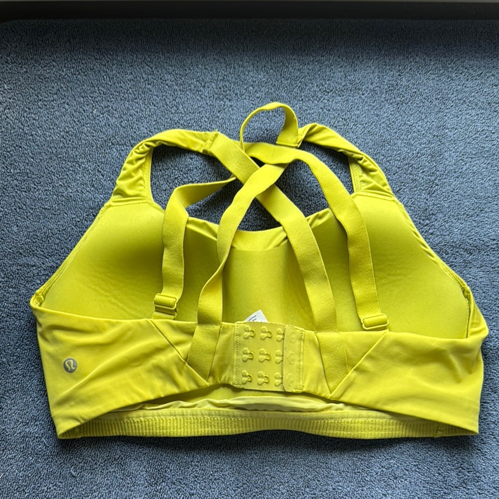 Pre Owned Lululemon Athletica Yellow Sports bra
